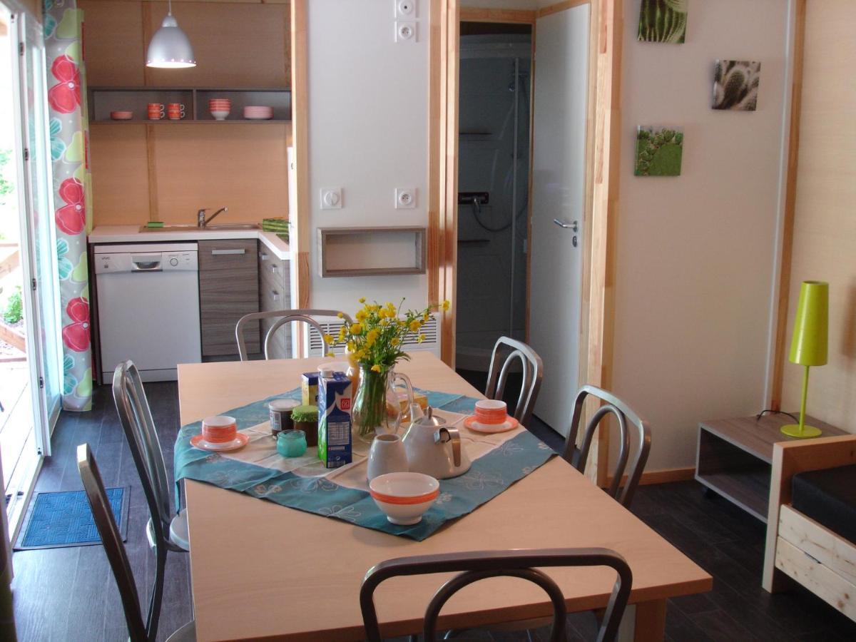 Camping Le Val De Trie Béhen Εξωτερικό φωτογραφία