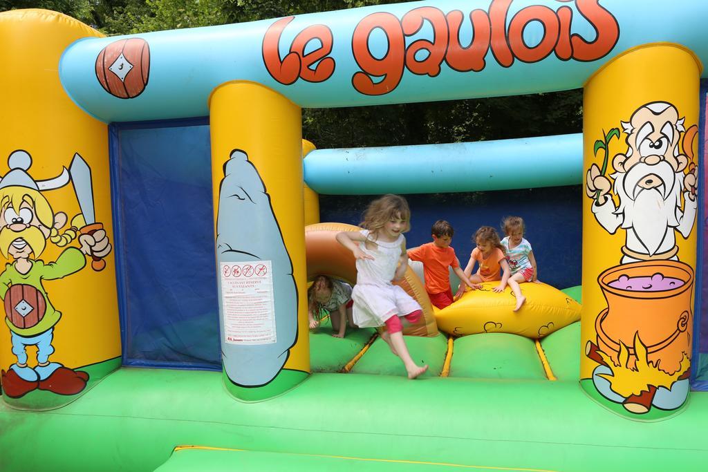 Camping Le Val De Trie Béhen Εξωτερικό φωτογραφία